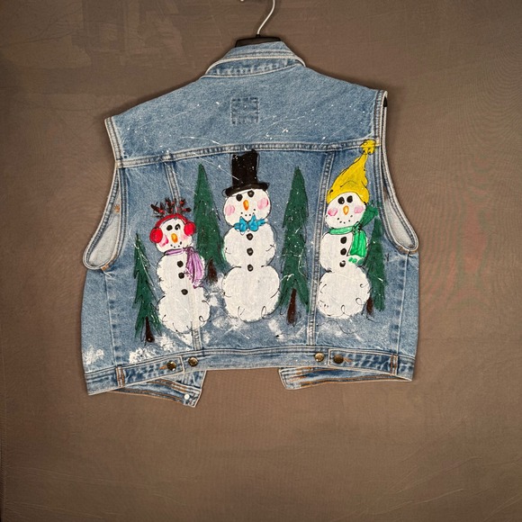 Hand Painted Christmas Denim Vest Snowmen Winter Scene Light Wash Unisex L - Picture 2 of 5